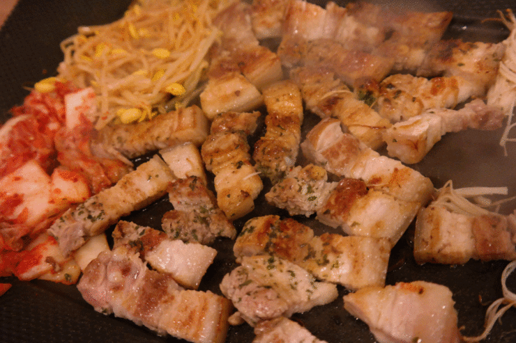 [EXO/징어] 고기집딸 너징가게 단골이 엑소인썰 11 | 인스티즈