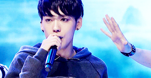 남자 아이돌 중 제일 눈이 예쁜 아이돌 | 인스티즈