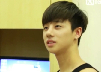 [iKON/구준회] 준회야 누나야 03 (부제: 손목이 시린건 겨울이기 때문이다) | 인스티즈