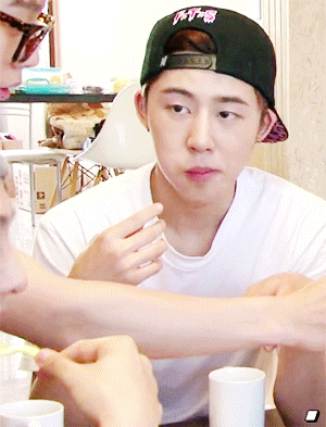 [IKON/김동혁] 편의점 훈남 알바생이 김동혁인 썰 1 | 인스티즈