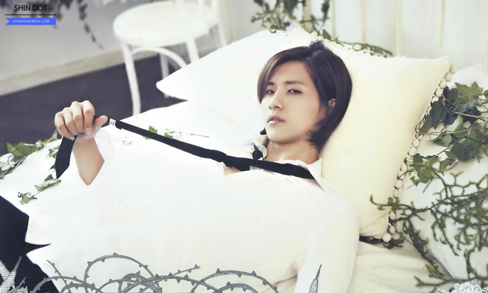 실물이랑 비슷한 사진 찾기 힘들다는 남아이돌 | 인스티즈