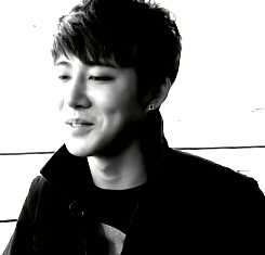 [IKON] 남장하고 학교다니는 썰 02 (부제 : 웃지마?) | 인스티즈