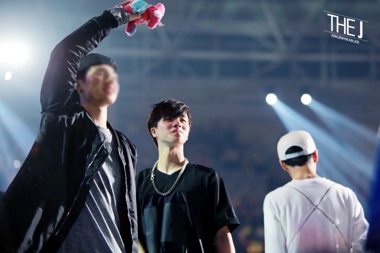 [iKON] 교생실습 나갔다가 환호받고온썰 44444444 | 인스티즈