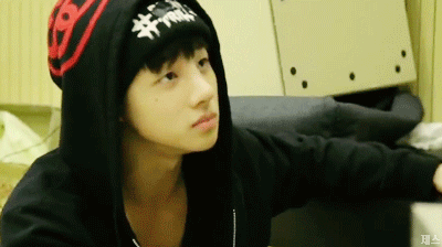 [iKON/김삐잉] iKON한테 신나게 까이고 몰리는 코디가 된 썰 2 | 인스티즈