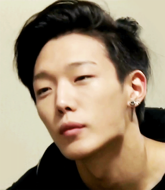 [iKON/김삐잉] iKON한테 신나게 까이고 몰리는 코디가 된 썰 3 | 인스티즈