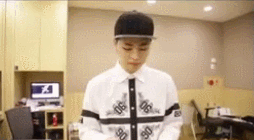 [iKON/김삐잉] iKON한테 신나게 까이고 몰리는 코디가 된 썰 3 | 인스티즈