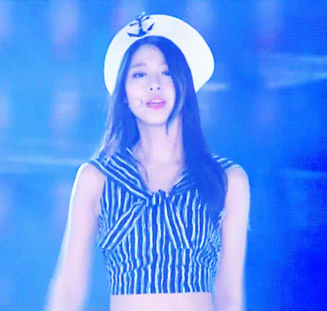 오늘자 팬들이 멍때리고 본 아육대 여돌짤 | 인스티즈