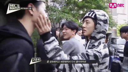 폭력이 일상인 아이돌.gif | 인스티즈