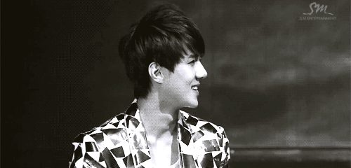 [EXO/오세훈] 여친병신오세훈X얼굴가리면남자김징어_01 | 인스티즈