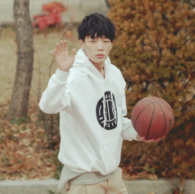 [IKON/김지원] 나 엄청 아껴주는 김지원이랑 사귀는 썰(부제:생일축하해) | 인스티즈