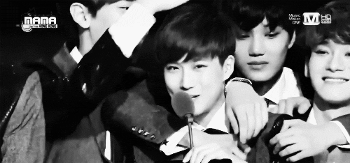 4월의 크리스마스 : 제 크리스마스는 언제나 4월 8일 입니다 | 인스티즈