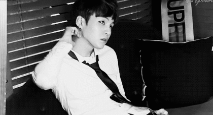 [방탄소년단/민윤기] 악몽 (惡夢) -1- | 인스티즈