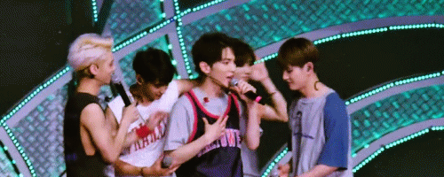 좀 미친거같은 오늘자 아이돌 콘서트ㅋㅋㅋㅋㅋㅋ.jpgif | 인스티즈