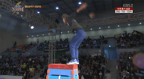 한 아이돌그룹의 머글일때와 덕후일때의 시선차이.jpg | 인스티즈