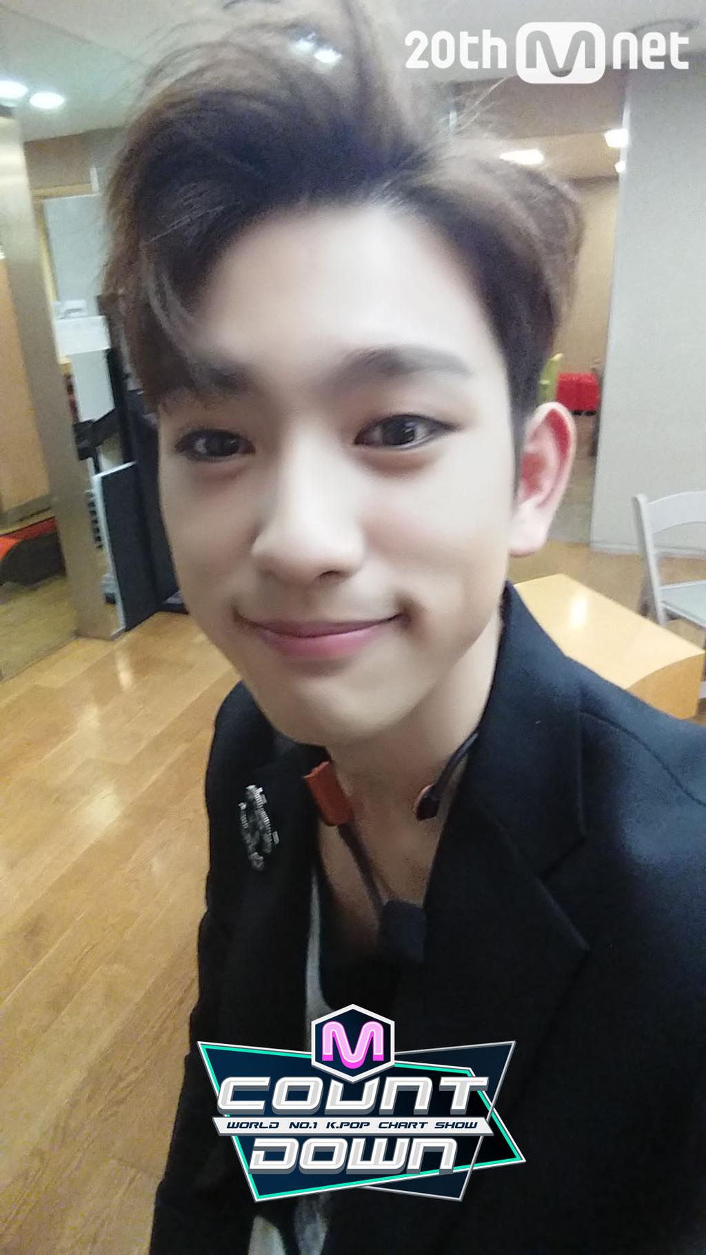 역대급 셀고 사진을 남긴 아이돌 멤버ㅋㅋㅋㅋ.jpg | 인스티즈