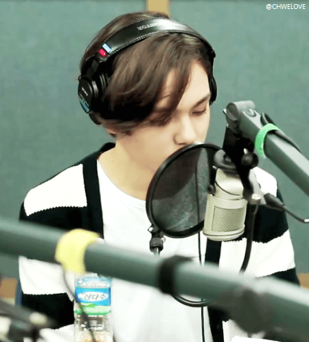 공부하러 가야되는데 세븐틴 본다고 | 인스티즈