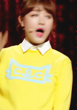 기타) 진짜 예쁘고 노래 잘하고 어린데 회사에서 안 밀어줌 | 인스티즈