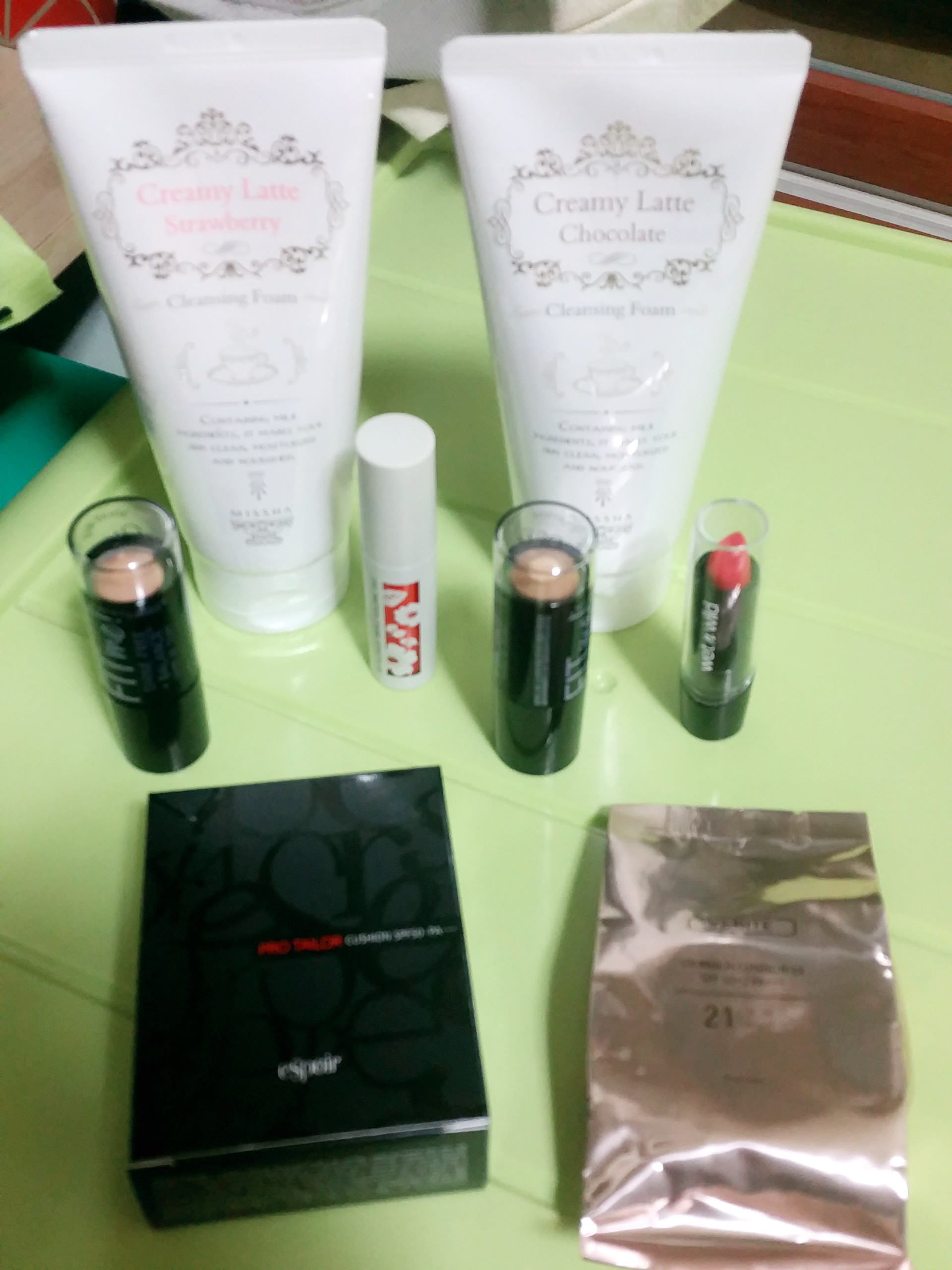 뷰티블로거유명템 / 미국 립 / 쿠션리필 / 클렌징폼 / 향수 등 저렴하게 팔아요!!!! | 인스티즈