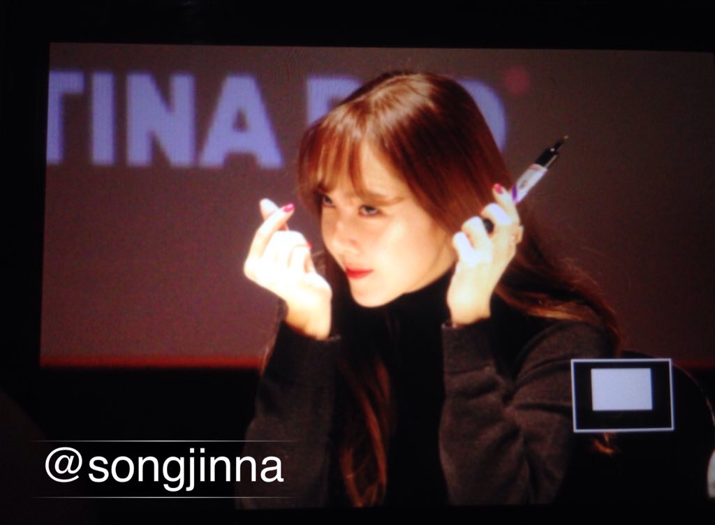 손가락 하트 처음 해본다는 제시카.jpg | 인스티즈