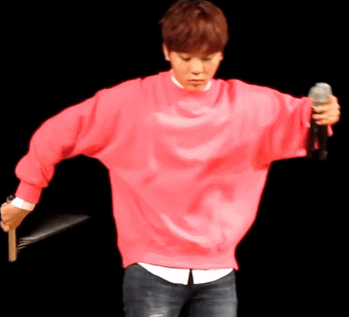 세븐틴) 자신있게 쌍절곤 휘두르다가 뒷통수 맞은 부승관 | 인스티즈