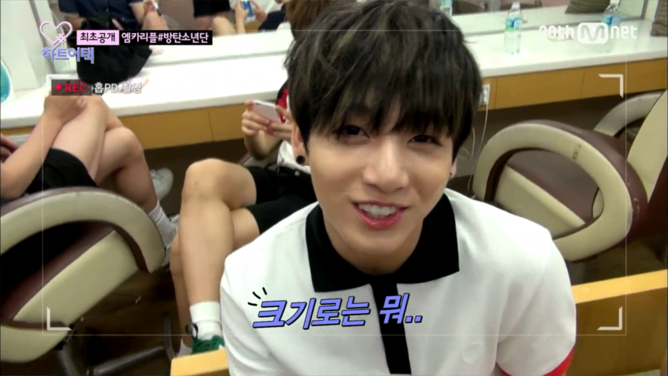 흔한 남자아이돌이 셀카 찍는 노하우.bts | 인스티즈