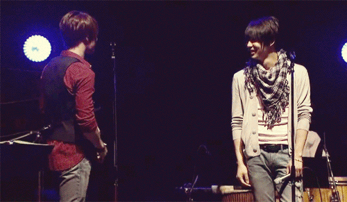 JYJ) 어딘가 모르게 카메라 앞에서 어색한 김재중 박유천 | 인스티즈