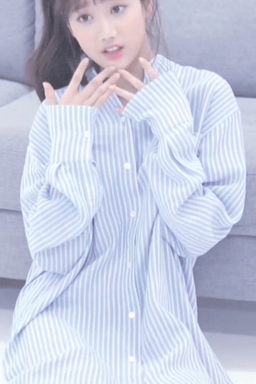 무대에서 멤버한테 뺨맞은 아이돌 ㄷㄷ.gif | 인스티즈