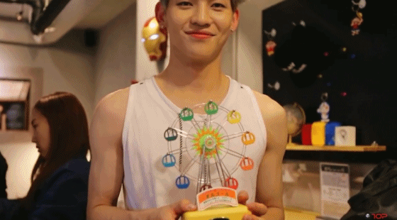 근육미 터지는 업텐션 쿤 | 인스티즈