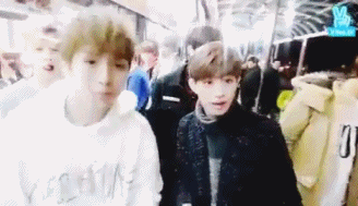 휴게소가서 신난 아이돌 | 인스티즈