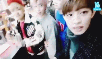 휴게소가서 신난 아이돌 | 인스티즈