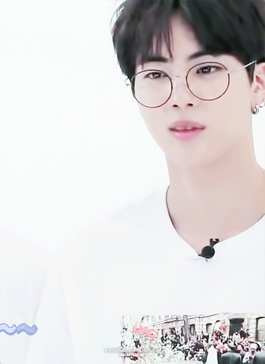 [방탄소년단] 방PD님이 선물로 준 반인반수 김 탄소 길들이기 03 | 인스티즈