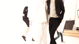 한번쯤 봐두면 정신건강에 해로운 남자아이돌 짤들.gif | 인스티즈