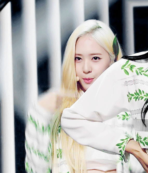 팬도 아닌데 짤 저장하게 만들기로 유명한 여돌들 | 인스티즈