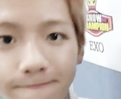 백현이 최소 12년생 같아요 (?) | 인스티즈