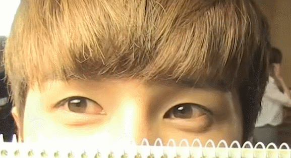 불을 자유자재로 가지고 노는 남자아이돌 | 인스티즈