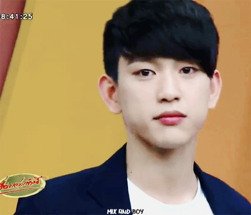 갓세븐) 가끔씩 사진 정리하다가 현실감탄 나오는 애. jpgif | 인스티즈