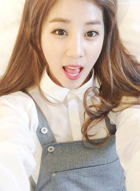 어릴 때 모습 그대로 큰 에이핑크 박초롱 | 인스티즈