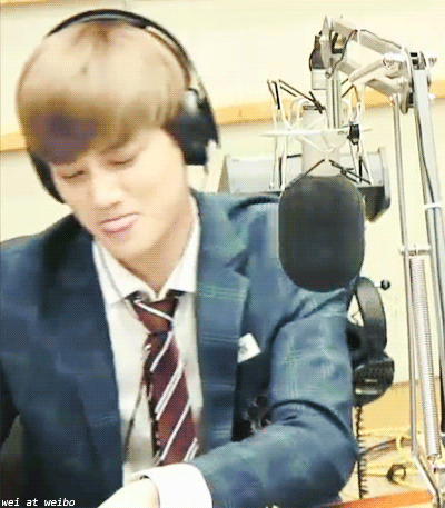 [EXO/OO] 알바하는 고깃집에서 홍일점인 썰09 | 인스티즈