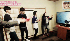 본격 덕후와 함께 리얼 덕후 체험 하는 남자 아이돌 그룹 | 인스티즈