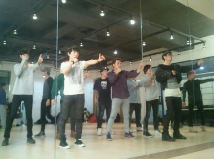 비율이 낫닝겐이라는 한 남자연예인.jpg | 인스티즈