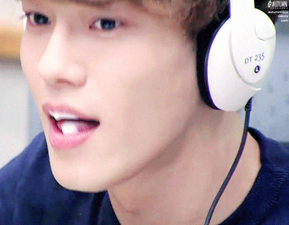 힠힠ㅋ 제가 가장 아끼는 종대 짤 풀어드려양 | 인스티즈