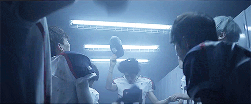 〔End, And×8〕EXO - LOVE ME RIGHT | 인스티즈