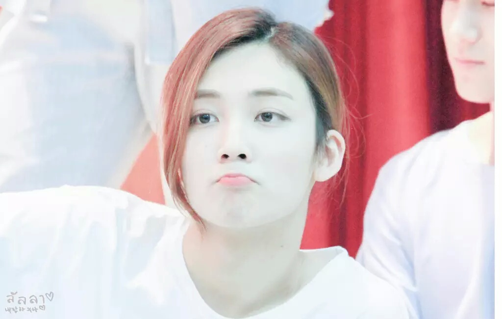 걸크러쉬 쩌는 예쁨이 좀 많이 과한 아이돌.jpg | 인스티즈