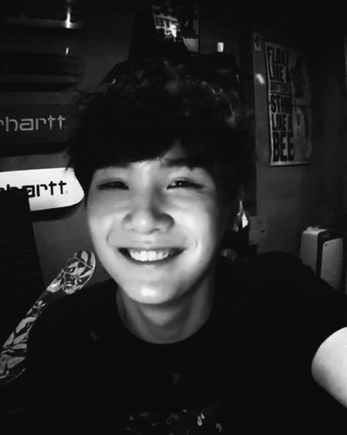 [방탄소년단/민윤기] 학회장 민윤기랑 연애하기 04 (부제 : 설렘 가득한 오리엔테이션) | 인스티즈