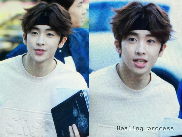 오늘자 햇살 받아 반짝반짝 빛나는 신인 아이돌 업텐션 출근길 모음.jpg | 인스티즈