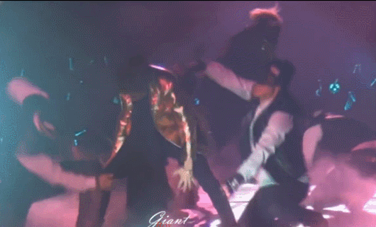 취향저격하는 아이돌콘서트 무대중 甲 | 인스티즈