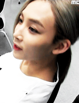 걸크러쉬 쩌는 예쁨이 좀 많이 과한 아이돌.jpg | 인스티즈