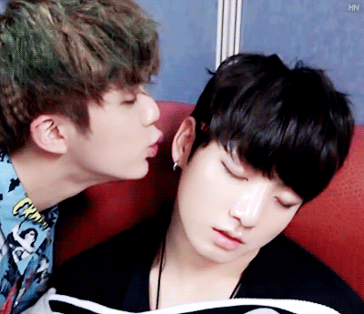 [방탄소년단/약물] 바퀴벌레 퇴치소년단 2 (完)(쉬는 시간 2) | 인스티즈