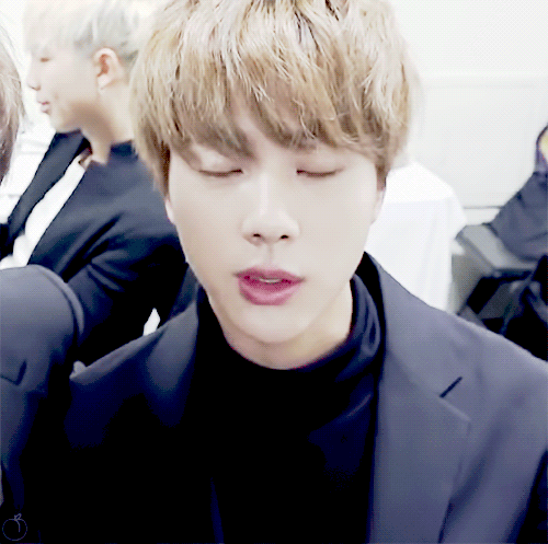 [방탄소년단/김석진] Love is not over 01 | 인스티즈