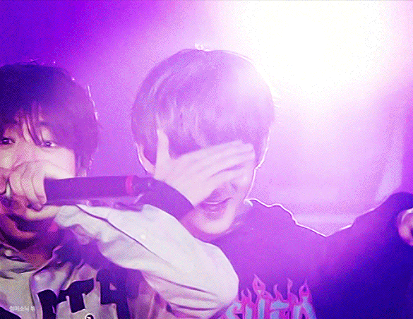 ㄱ 뷔공러 영업 시작합니다. 태황제님의 백성들은 모두 고개를 들어 주세요 | 인스티즈